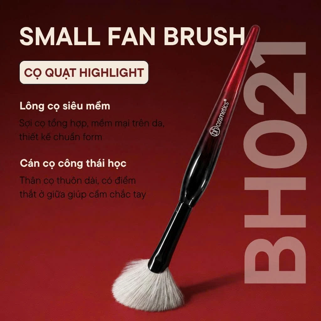 Cọ Quạt Đánh Bắt Sáng Highlight BH Cosmetics SMALL FAN BH021